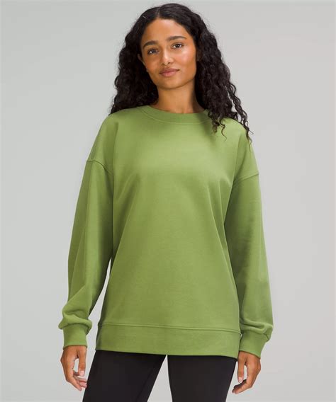 lululemon women's perfectly oversized crew.